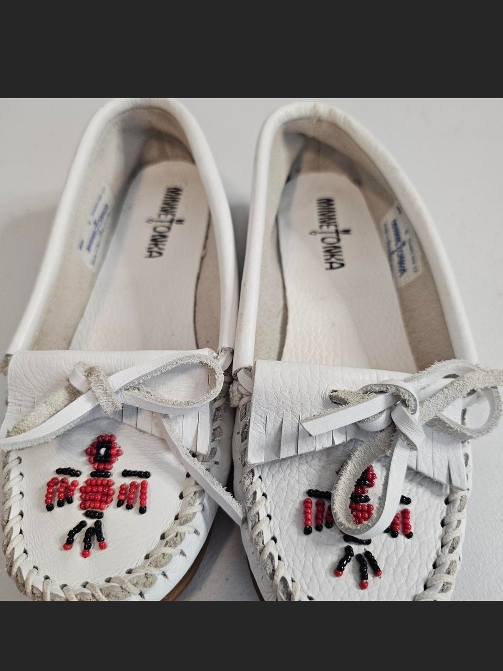 Minnetonka White Beaded  Moccasins